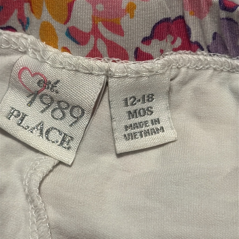Lot of 3 Girl dress/shorts—size 12/18 months - Picture 7 of 10